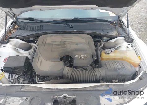 2014 Chrysler 300 из США, поврежденный, VIN 2C3CCABG7EH308570